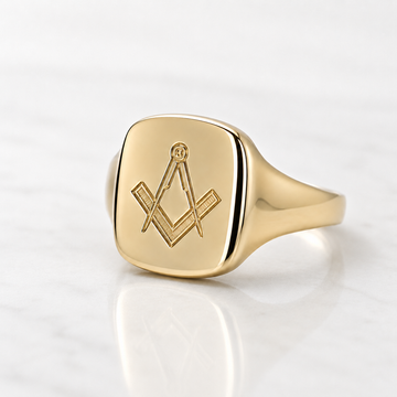 9ct Yellow Gold Square And Compass Masonic Ring