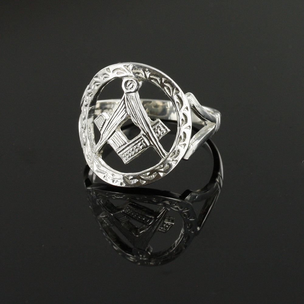 Small Silver Pierced Design Square and Compass Masonic Ring