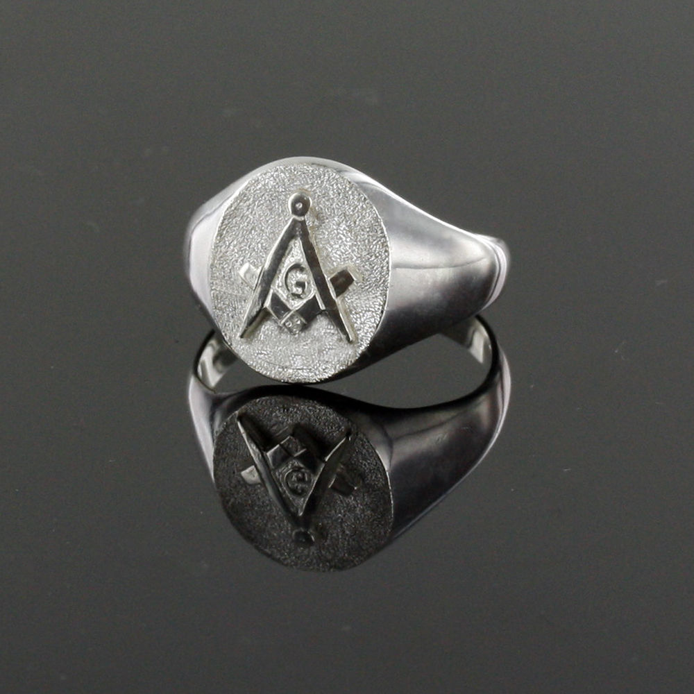 Oval Head Silver Masonic Signet Ring Bearing the Square & Compass Symbol/Seal