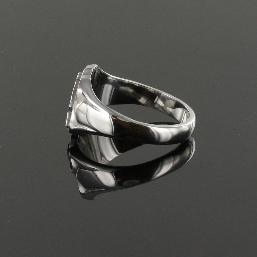 Shield Head Silver Masonic Signet Ring Bearing the Square & Compass Symbol/Seal