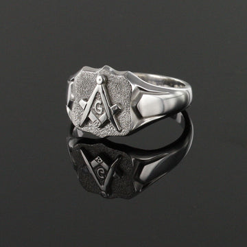 Shield Head Silver Masonic Signet Ring Bearing the Square & Compass Symbol/Seal