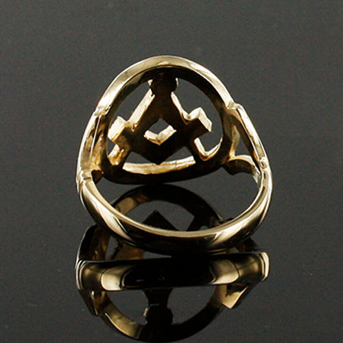 Small Gold Pierced Design Square and Compass Masonic Ring
