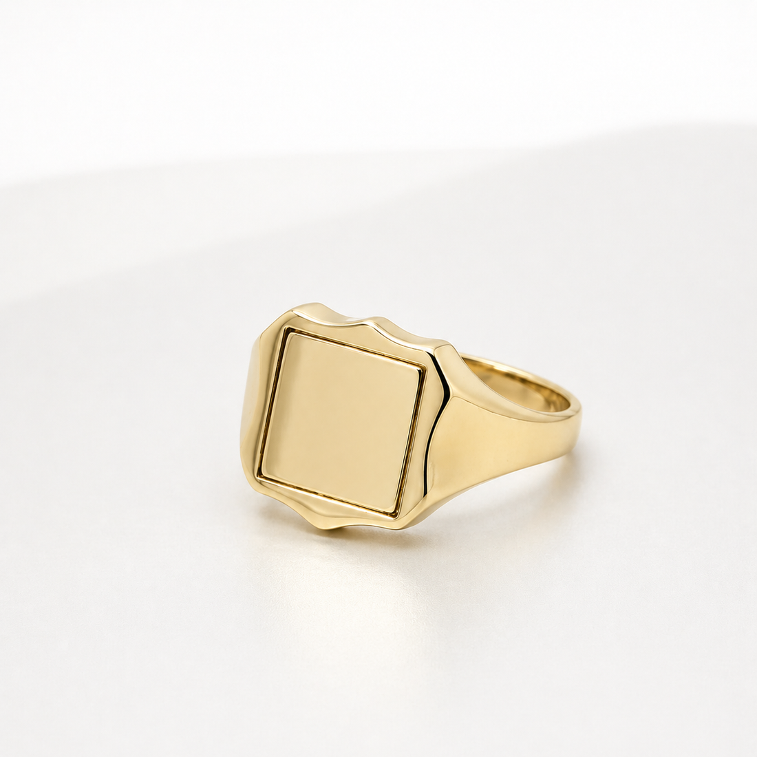 9ct Reversible Square Head Square and Compass Masonic Ring